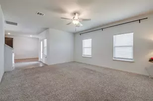 7525 Pleasant Oaks St, Fort Worth, TX 76120 - Photo 11