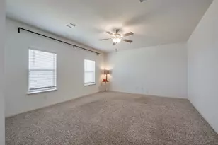 7525 Pleasant Oaks St, Fort Worth, TX 76120 - Photo 13