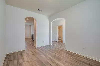 7525 Pleasant Oaks Street, Fort Worth, TX 76120 - Photo 5