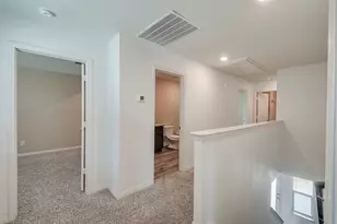 7525 Pleasant Oaks St, Fort Worth, TX 76120 - Photo 13