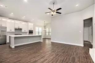 6944 Talon Bluff Dr, Fort Worth, TX 76179 - Photo 5