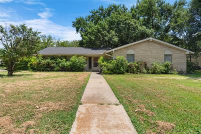 3009 Dover Drive, Sherman, TX 75092 - Photo 1