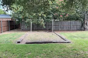 504 S Kirby St, Pilot Point, TX 76258 - Photo 35