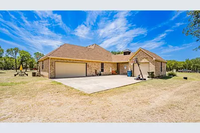 345 Sugartree Circle, Lipan, TX 76462 - Photo 5