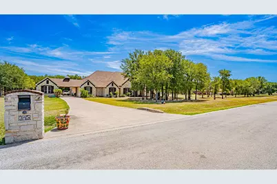 345 Sugartree Circle, Lipan, TX 76462 - Photo 3