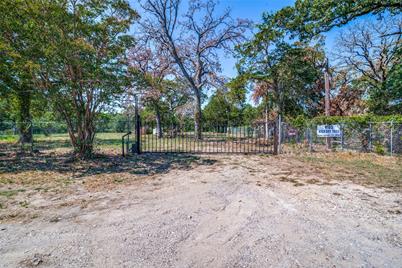 4105 Hickory Tree Road, Balch Springs, TX 75180 - Photo 3