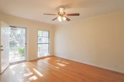 704 N Bailey Avenue, Fort Worth, TX 76107 - Photo 15