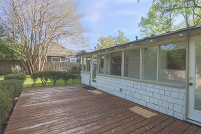 704 N Bailey Avenue, Fort Worth, TX 76107 - Photo 19