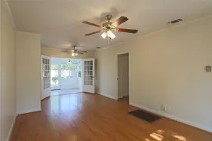 704 N Bailey Ave, Fort Worth, TX 76107 - Photo 7
