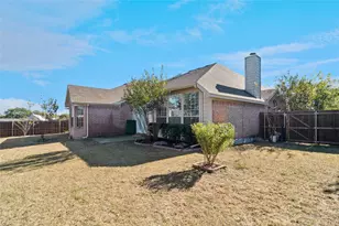 1071 Streamside Dr, Cedar Hill, TX 75104 - Photo 17