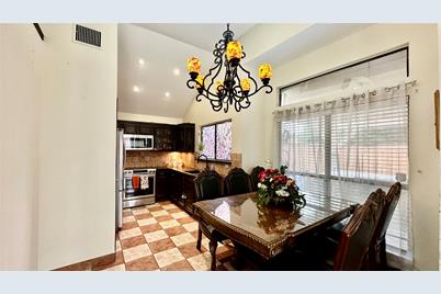 924 S Old Orchard Lane, Lewisville, TX 75067 - Photo 7