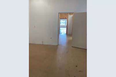 919 Halsell, Bridgeport, TX 76426 - Photo 9