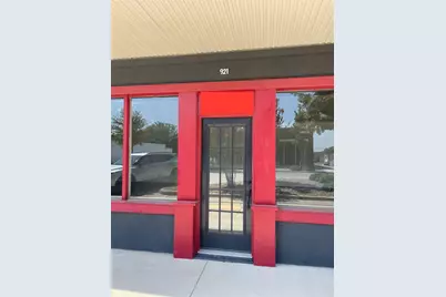 921 Halsell, Bridgeport, TX 76426 - Photo 1