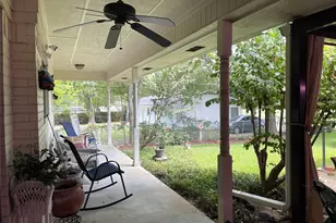 403 N Hall St, Fairfield, TX 75840 - Photo 27