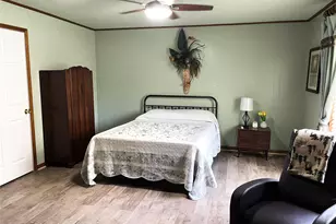 403 N Hall St, Fairfield, TX 75840 - Photo 13