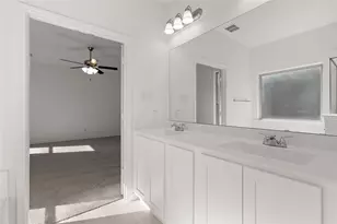 418 Comanche Dr, Cleburne, TX 76033 - Photo 35