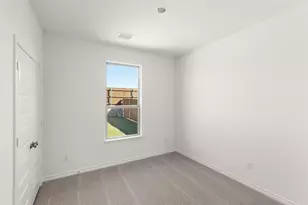 418 Comanche Dr, Cleburne, TX 76033 - Photo 29