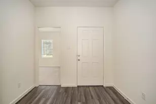 5541 Ladytown Ln, Fort Worth, TX 76036 - Photo 5