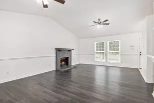 7320 Strawberry Way, Fort Worth, TX 76137 - Photo 5