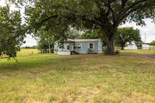 207 Lazy B Ln, Springtown, TX 76082 - Photo 3