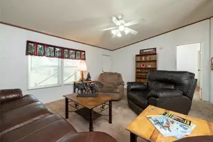 207 Lazy B Ln, Springtown, TX 76082 - Photo 9