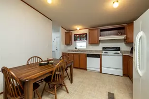 207 Lazy B Ln, Springtown, TX 76082 - Photo 15