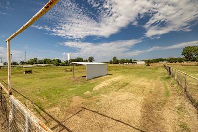 207 Lazy B Lane, Springtown, TX 76082 - Photo 31