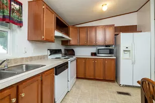 207 Lazy B Ln, Springtown, TX 76082 - Photo 21