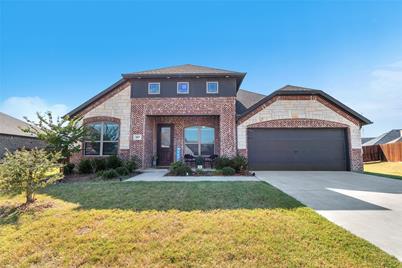 2097 Abela, Waxahachie, TX 75165 - Photo 1