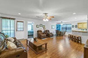 812 Linda Dr, Joshua, TX 76058 - Photo 7