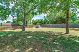 812 Linda Dr, Joshua, TX 76058 - Photo 35