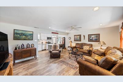 730 Cedarcrest Drive, Tool, TX 75143 - Photo 11