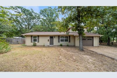 730 Cedarcrest Drive, Tool, TX 75143 - Photo 1