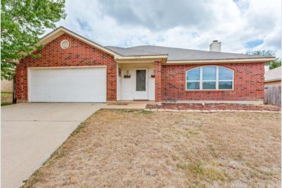 4804 Saint Thomas Place, Fort Worth, TX 76135 - Photo 1