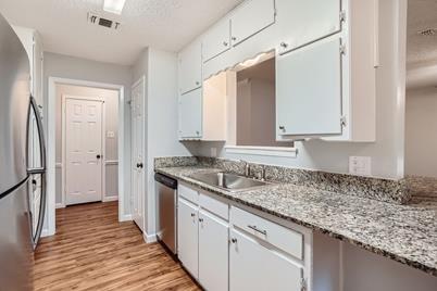 6246 Guilford Street, Forest Hill, TX 76119 - Photo 7