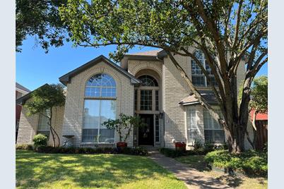 8901 Clearlake Drive, Rowlett, TX 75088 - Photo 1