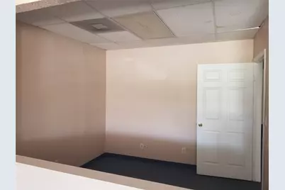 7810 N College Circle, North Richland Hills, TX 76180 - Photo 3