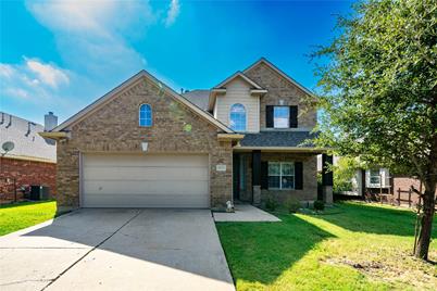 8273 Robertson Drive, Frisco, TX 75036 - Photo 1