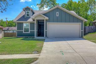 1411 Hemphill St, Greenville, TX 75401 - Photo 1