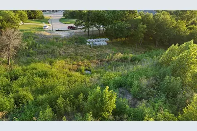 2401 Skyline Court, Cedar Hill, TX 75104 - Photo 17
