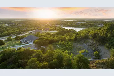 2401 Skyline Court, Cedar Hill, TX 75104 - Photo 27