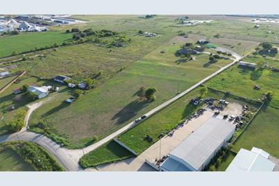 4005 Windmill Road, Cleburne, TX 76058 - Photo 1