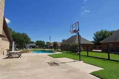 451 W Sixth Street, Muenster, TX 76252 - Photo 11