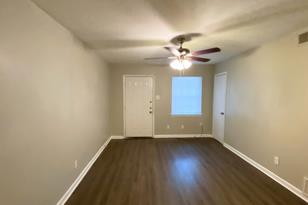 2520 Normont Cir, Fort Worth, TX 76103 - Photo 3