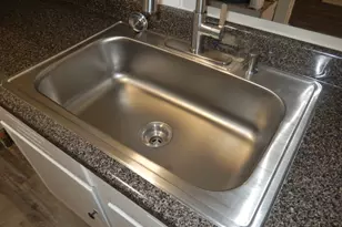 2710 Mt View Dr, Farmers Branch, TX 75234 - Photo 9