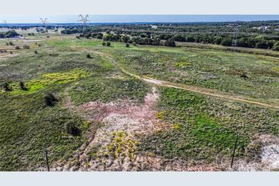 495 Rolling Hills Boulevard, Alvord, TX 76225 - Photo 7