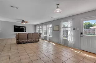 6001 Red Drum Dr, Fort Worth, TX 76179 - Photo 17