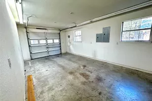 8009 Ravenswood Rd, Granbury, TX 76049 - Photo 37