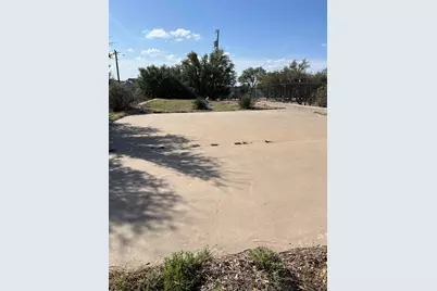 105 Hells Gate Point, Strawn, TX 76475 - Photo 5