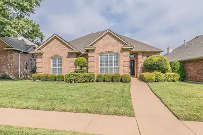 3205 Lake Oak Drive, Arlington, TX 76017 - Photo 1